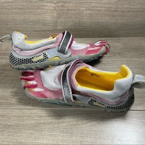 Vibram FiveFingers Bikila Grey/Berry Barefoot Running Shoes Womens 42 9.5-10